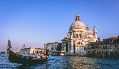 Počela naplata ulaza u Veneciju! Poznata i cena kupona, a ovaj grad uvodi još strogih mera za turiste