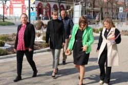 Ministarka Maja Gojković u poseti opštini Apatin