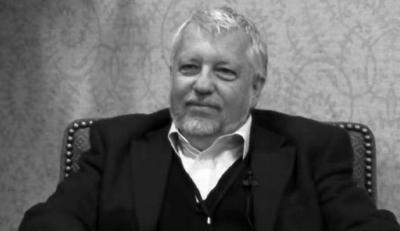 Preminuo Den Simons, jedan od najznačajnijih autora naučne fantastike i horora