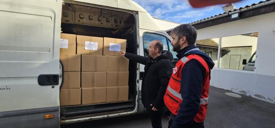 Počela isporuka šeste tranše prehrambenih paketa za socijalno ugroženo stanovništvo somborske opštine