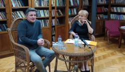 NEBOJŠA DUGALIĆ SINOĆ JE BIO GOST APATINSKE BIBLIOTEKE