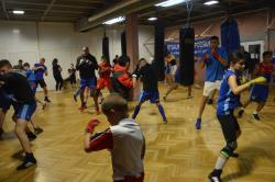 POKRAJINSKI SEKRETAR ZA SPORT I OMLADINU URUČIO NOVU OPREMU BOKSERSKOM KLUBU SOMBOR