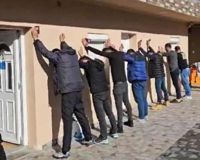 Otkrivene dve zemunice za skrivanje krijumčara: U Somboru, Subotici, Kikindi i Pirotu pronađeno 165 migranata