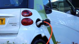 Vlada Srbije opet subvencioniše nabavku električnih automobila i dvotočkaša: Koliki su podsticaji ove godine?
