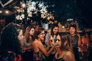 Novi trend među mladima: Žurke bez alkohola