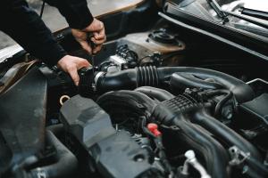 Mali sudar, ogroman račun: Zašto su popravke automobila sve skuplje
