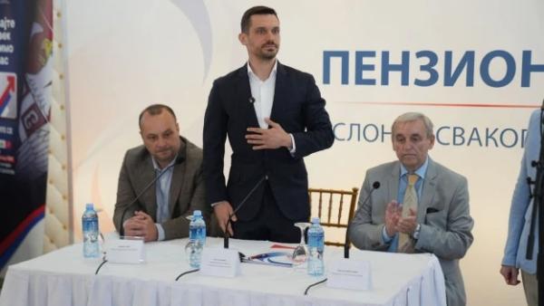 NA SKUPU U SOMBORU NAJAVLJEN NOV PAKET PODRŠKE Stižu jeftiniji lekovi i još neke pogodnosti za najugroženije penzionere