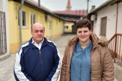 ZAVRŠENI RADOVI NA UREĐENJU DVORIŠTA ISPRED SPORTSKE SALE U KUPUSINI