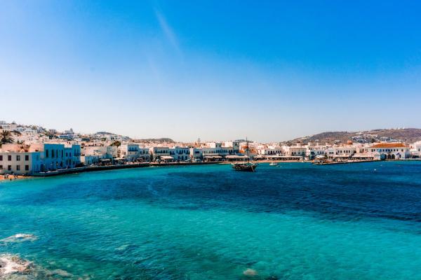 Potcenjeno divlje grčko ostrvo proglašeno najboljom destinacijom u 2025.