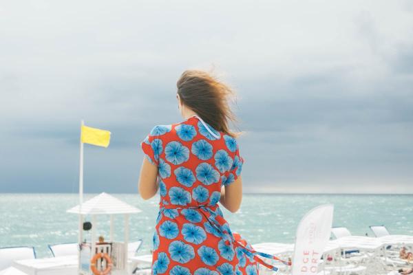 Da li znate šta znači žuta, a šta braon zastavica na plaži?