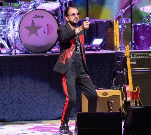 Ringo Star - od bolešljivog dečaka do jednog od najuticajnijih bubnjara