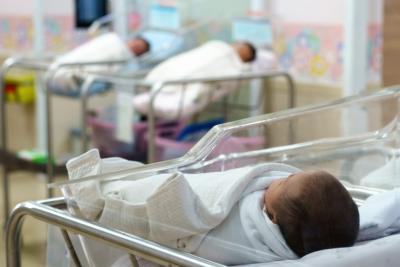 Koliko košta porođaj u Srbiji: U državnoj ustanovi „koverta“ i apartman od 14.000 dinara dnevno, a u privatnoj i do 4.000 evra