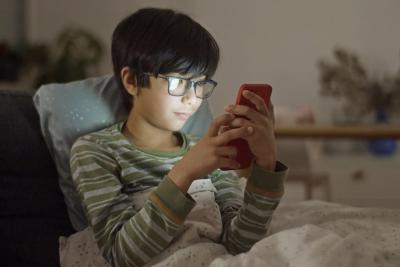 Još jedna zemlja razmatra zabranu društvenih mreža za mlađe od 15 godina