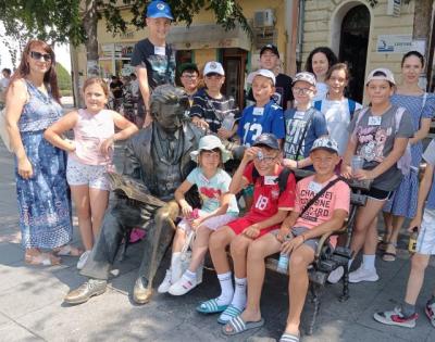 JEZIČKI KAMP UDRUŽENjA PROSVETNIH RADNIKA U SOMBORU „Srce u srcu” za decu iz dijaspore