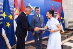 OSNOVNA ŠKOLA DOBILA SREDSTVA OD POKRAJINE ZA ZAMENU PARKETA U HALI