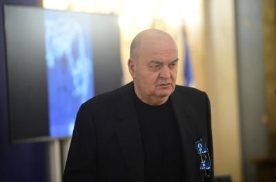 Bolest od čijih posledica je preminuo Duško Vujošević: Stradaju organi, ima je veliki broj Srba