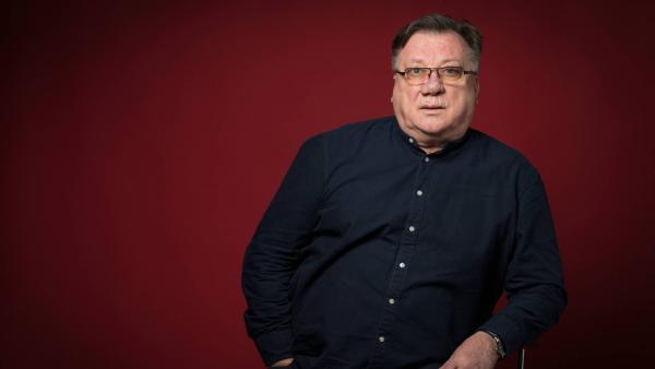 Hospitalizovan Halid Bešlić: Pevač zbog lošeg zdravstvenog stanja otkazao nastupe