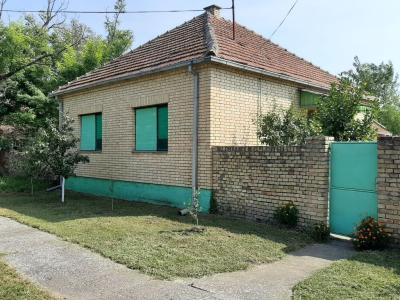 Kako do seoske kuće sa okućnicom