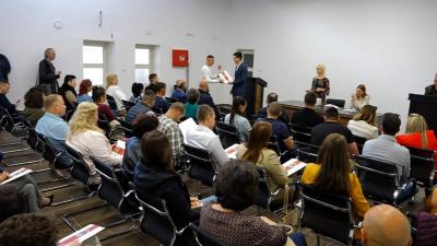 Subvencije za 99 poljoprivrednih proizvođača putem konkursa Agrobiznis centra