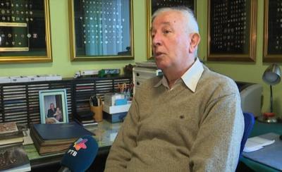 Somborac Petar Arambašić poseduje jedinstvenu kolekciju znački o razvoju fudbala u Vojvodini