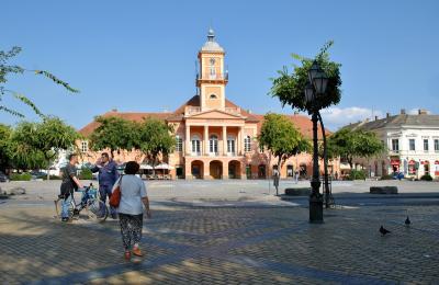 Sombor raspisao urbanističko-arhitektonski konkurs za izradu idejnog rešenja za parterno uređenje Trga Svetog Trojstva