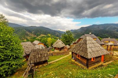 STIŽE JOŠ 100.000 VAUČERA ZA ODMOR U SRBIJI! Ministar Memić: Biće odobreni tokom maja ili juna
