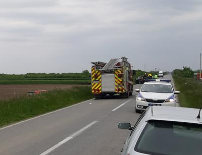 Teška saobraćajna nesreća na putu između Apatina i Svilojeva, jedna osoba izgubila život