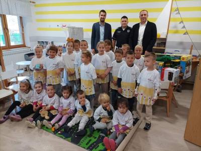 Grad Sombor vrtićima poklonio edukativne igračke za viši stepen bezbednosti u saobraćaju