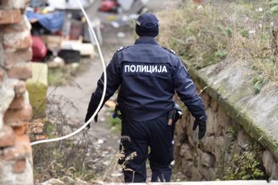 DEČACI OD 10 I 13 GODINA NASMRT PRETUKLI DEKU KOD BAČKE PALANKE Tražili mu novac, a kada je rekao da nema, sačekali su ga i prebili:"Udarali su ga kamenom i šutirali"