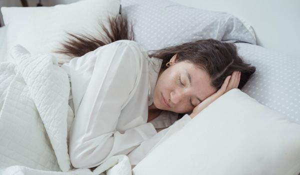 Simptomi visokog pritiska koji se javljaju tokom spavanja